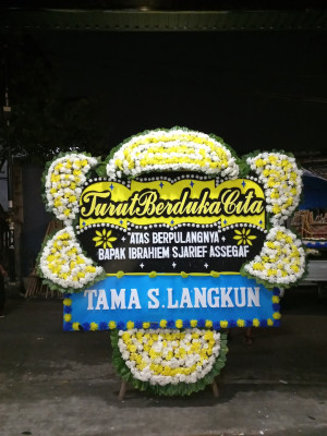 Papan Bunga Duka di Batang Bahal